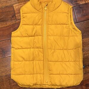 Gap sz 4 Yellow Puffer Vest